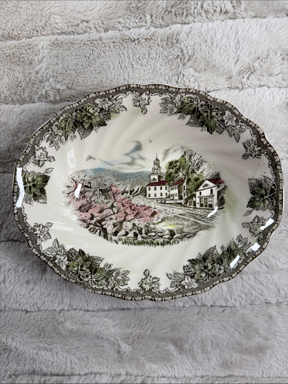 Antique, Johnson Bros, Friendly Village - Village Green, Serving Bowl